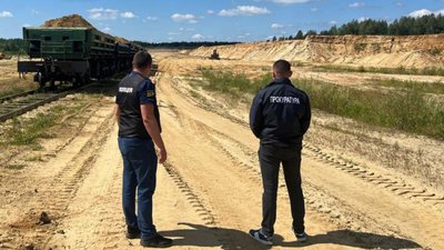 Радошинський піщаний кар’єр, крали пісок, Укрзалізниця