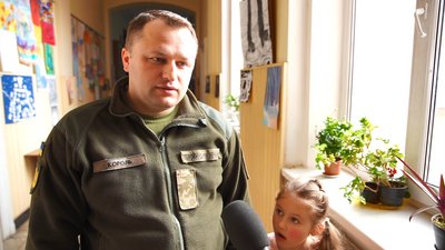 В Ужгородській школі мистецтв організували благодійний концерт для дітей військових В Ужгородській школі мистецтв організували благодійний концерт для дітей військових