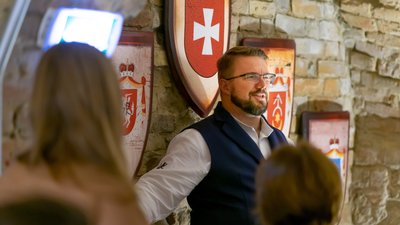 "Зелений, витриманий, надійний, як старезний, але міцний дуб", — історик та екскурсовод Андрій Павляшик про Луцьк