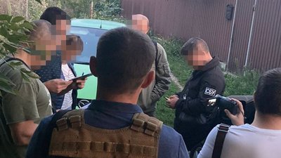 Служба безпеки заблокувала канал контрабанди стероїдів до США та ЄС Служба безпеки заблокувала канал контрабанди стероїдів до США та ЄС