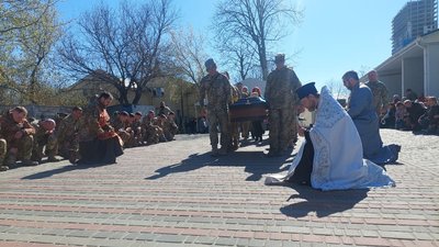 Прощання із полеглим Євгеном Скрипченком у Черкасах 5 квітня 2024 року Прощання із полеглим Євгеном Скрипченком у Черкасах 5 квітня 2024 року