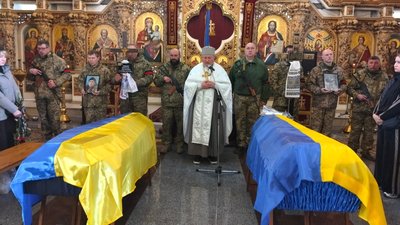 У Полтаві попрощалися із двома воїнами, які загинули під час захисту України
