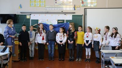 "Говоримо українською" – в Житомирі стартував освітній проєкт для дітей-переселенців "Говоримо українською" – в Житомирі стартував освітній проєкт для дітей-переселенців