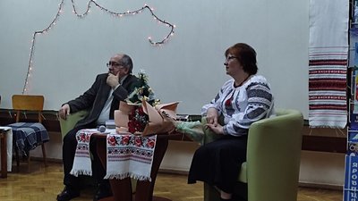 У Луцьку стартували "Різдвяні зустрічі з письменниками" У Луцьку стартували "Різдвяні зустрічі з письменниками"