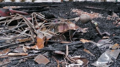 "Сподіваємось під метровим шаром попелу вціліли цінні речі". Настоятель згорілого храму у Бірках на Кіровоградщині "Сподіваємось під метровим шаром попелу вціліли цінні речі". Настоятель згорілого храму у Бірках на Кіровоградщині