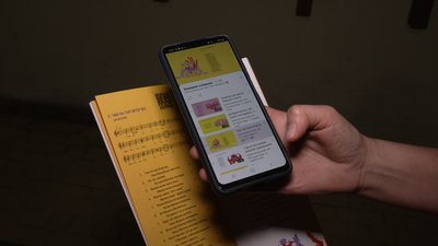 У Шевченківському гаю видали благодійний зимовий співаник