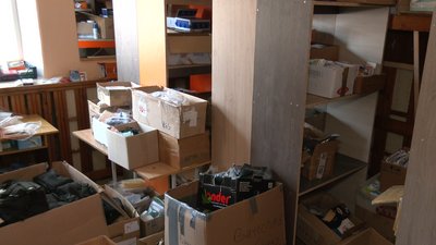Черкаські волонтери потребують приміщення для зберігання гуманітарки та плетіння сіток Черкаські волонтери потребують приміщення для зберігання гуманітарки та плетіння сіток