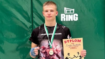 Боксер з Дніпропетровщини здобув перемогу на турнірі у Польщі