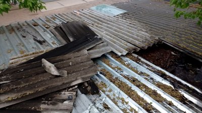 За добу на Миколаївщині рятувальники ліквідували три пожежі. Одна з них виникла через обстріли