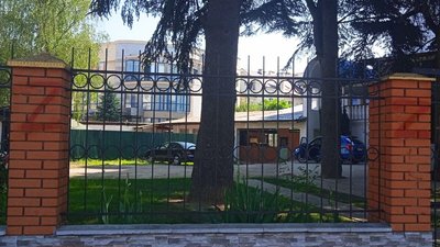 "Не вірте Путіну, ФСБ, ZОМБІ". В Ужгороді невідомі обписали огорожу Кафедрального Хресто-Воздвиженського собору "Не вірте Путіну, ФСБ, ZОМБІ". В Ужгороді невідомі обписали огорожу Кафедрального Хресто-Воздвиженського собору