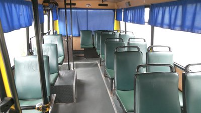 Знімають брудні штори та записують недоліки: як у Рівному перевіряють маршрутки