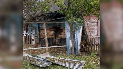 РФ атакувала артилерією Семенівку: внаслідок атаки відбулося пряме влучання в будинок
