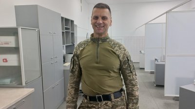 Військовий зробив у стоматолога зуби в Полтаві Військовий зробив у стоматолога зуби в Полтаві