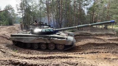 Екіпаж "Ромашка": як троє бійців зі Срібного воюють на трофейних танках