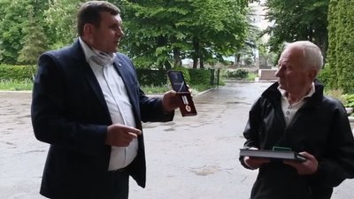 У Тернополі вшанували пам'ять загиблого майора Нацгвардії Віталія Куриловича У Тернополі вшанували пам'ять загиблого майора Нацгвардії Віталія Куриловича