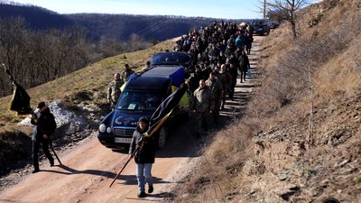 У громадах на Тернопільщині попрощалися із двома загиблими бійцями У громадах на Тернопільщині попрощалися із двома загиблими бійцями