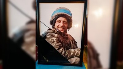 На Чернігівщині попрощалися із 10 захисниками, які загинули на сході України