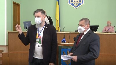 Новостворена Херсонська райрада провела першу сесію Новостворена Херсонська райрада провела першу сесію