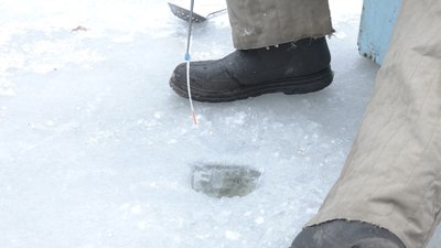 Риболовля взимку: сумським вудкарям нагадали правила поводження на водоймах Риболовля взимку: сумським вудкарям нагадали правила поводження на водоймах