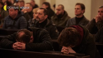 "Ми не маємо піддаватись відчаю". Фотореп "Ми не маємо піддаватись відчаю". Фотореп