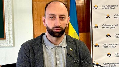 Максим Бакуменко