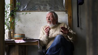 "Посадили за те, що одна рука ліва, а інша права". Дисидент Матусевич про тюрми і заслання. Фото: Оксана Сенів/Суспільне