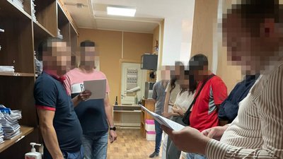 Працівники Держгеокадастру привласнили понад 120 га землі на Франківщині — ДБР Працівники Держгеокадастру привласнили понад 120 га землі на Франківщині — ДБР