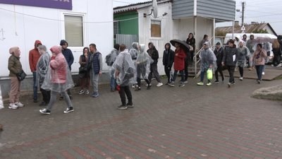 Виїзд чоловіків, які навчаються за кордоном, заборонили Виїзд чоловіків, які навчаються за кордоном, заборонили