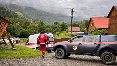 На Закарпатті рятувальники надали допомогу 5 туристам із Вінниці