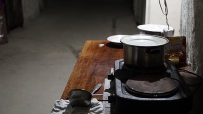 Народила під час війни: у Харкові жінка з сином понад сім місяців живе в бомбосховищі Народила під час війни: у Харкові жінка з сином понад сім місяців живе в бомбосховищі