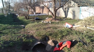 На Луганщині розслідують ДТП з прикордонником: 2 загиблих та 2 травмованих На Луганщині розслідують ДТП з прикордонником: 2 загиблих та 2 травмованих