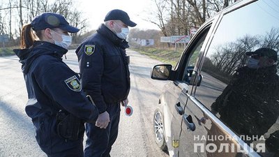 На Тернопільщині мешканець Миколаївщини намагався наїхати на патрульного