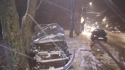 За добу на Тернопільщині сталися дві ДТП За добу на Тернопільщині сталися дві ДТП