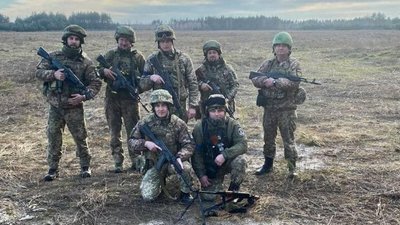 захисник із позивним "Сеня" захисник із позивним "Сеня"