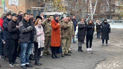 У Черкасах відкрили меморіальну дошку загиблому Історику