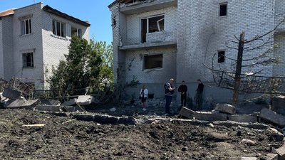 Наслідки авіаудару по Київському району Харкова 1 травня, Велика Данилівка Наслідки авіаудару по Київському району Харкова 1 травня, Велика Данилівка