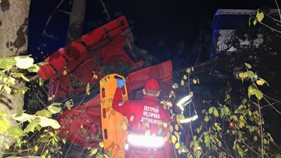 Аварія у Маневицькій громаді, де водій вантажівки з'їхав у кювет
