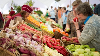 У Мукачеві призупинили роботу всіх ринків