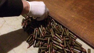 Поліціянти затримали чоловіків, які пограбували бабусю на Сумщині Поліціянти затримали чоловіків, які пограбували бабусю на Сумщині