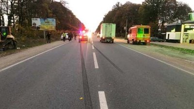 У Тернополі водій збив пішохода: травмована жінка померла
