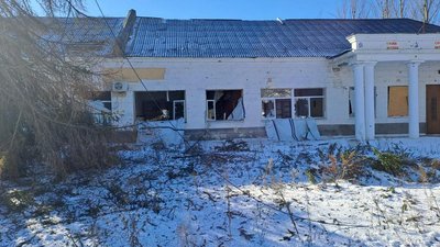 На Донеччині під час обстрілів з боку армії РФ двоє людей поранені
