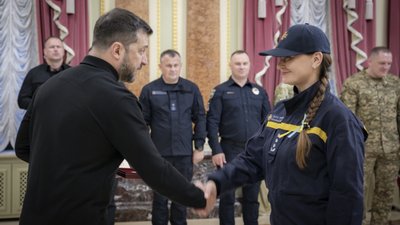 Президент вручив державні нагороди рятувальникам Полтавщини