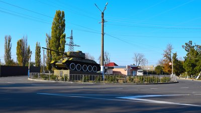 При в’їзді у Біляївку на Одещині планують прибрати танк часів Другої світової війни