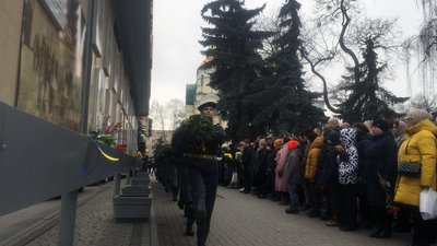 У Рівному вшановують пам'ять Героїв Небесної Сотні У Рівному вшановують пам'ять Героїв Небесної Сотні
