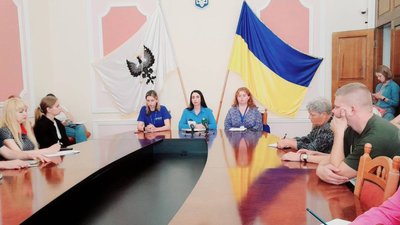 Зустріч з підприємцями у Чернігівській міській раді Зустріч з підприємцями у Чернігівській міській раді
