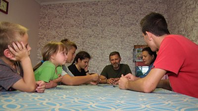 Обличчя Незалежності. Подружжя з Золотого виховує сімох прийомних дітей