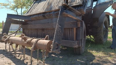 Трактор для розмінування поля на Миколаївщині