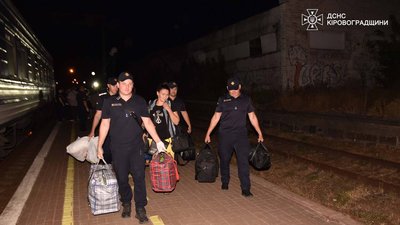 Кіровоградщина прихистила 60 родин переселенців з евакуаційного потяга Кіровоградщина прихистила 60 родин переселенців з евакуаційного потяга