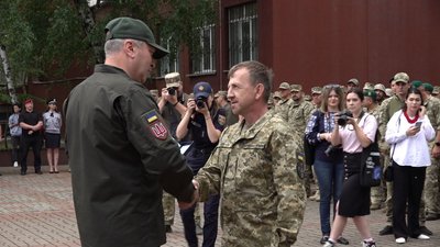До дня Конституції вручили нагороди До дня Конституції вручили нагороди
