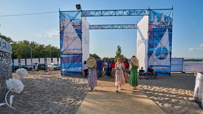 Світові зірки, 10 різних локацій, нова головна сцена: що чекає на відвідувачів "Джаз на Дніпрі-2021" Світові зірки, 10 різних локацій, нова головна сцена: що чекає на відвідувачів "Джаз на Дніпрі-2021"